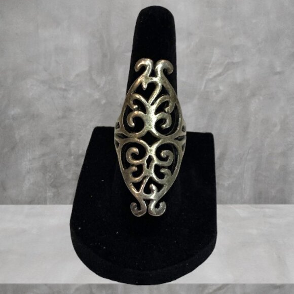 VINTAGE RING -- Silver Scroll Ring, Oversized, Goth - Picture 1 of 8